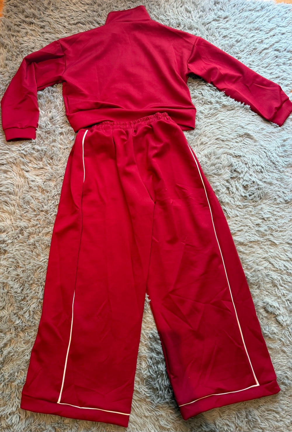 Women's Crimson Red 2-Piece Tracksuit Set | Cropped Zip Jacket & Wide-Leg Pants | Size XL | Like New