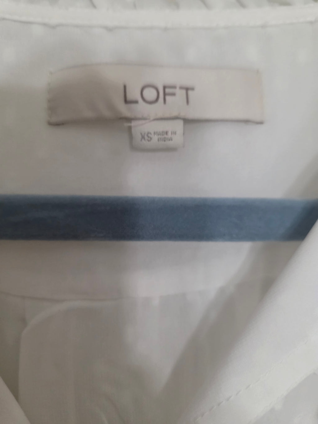 Women's LOFT Swiss Dot Long Sleeve Blouse | Tie-Front Ruffle Collar | Size XS | Like New