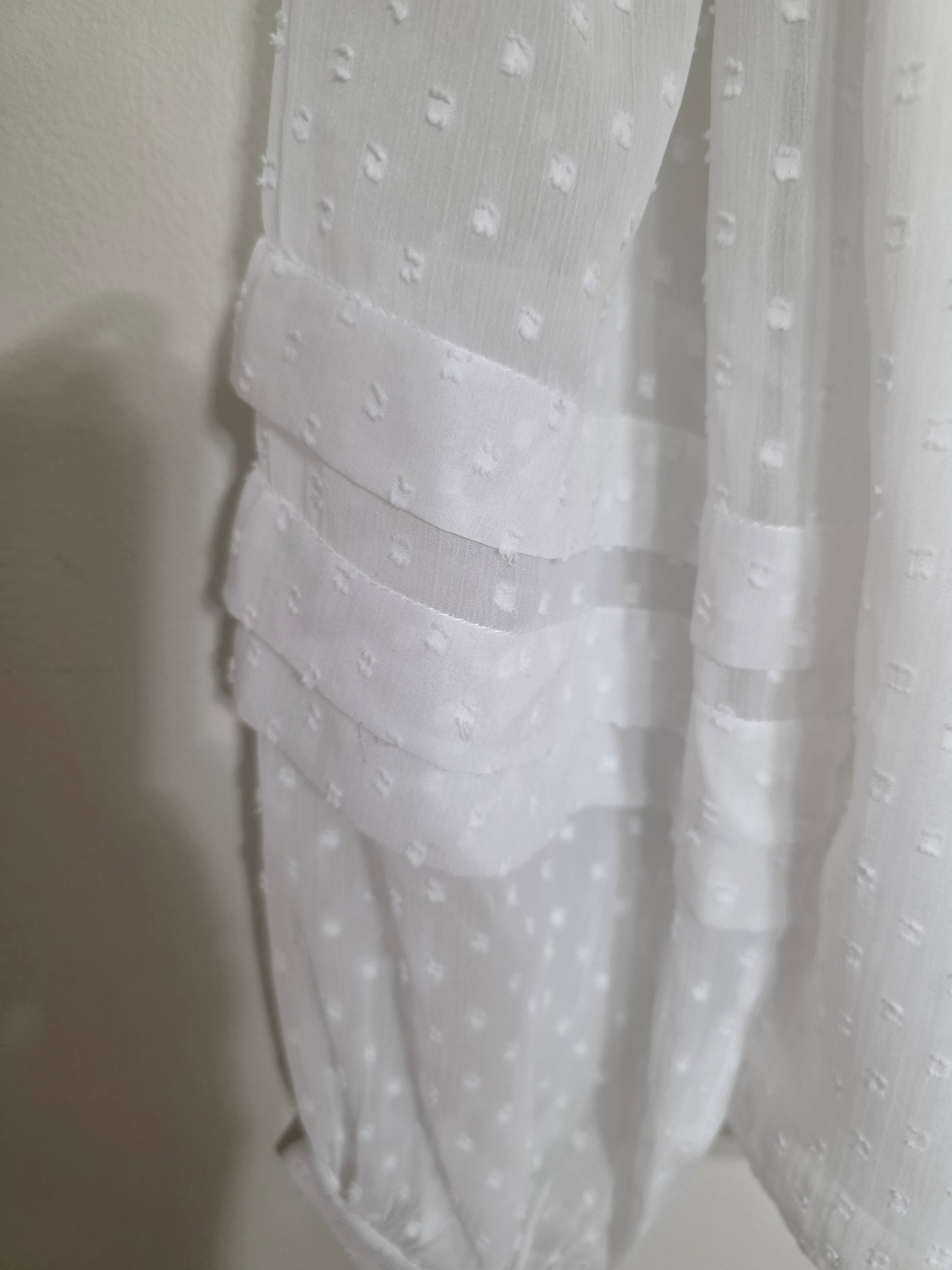 Women's LOFT Swiss Dot Long Sleeve Blouse | Tie-Front Ruffle Collar | Size XS | Like New