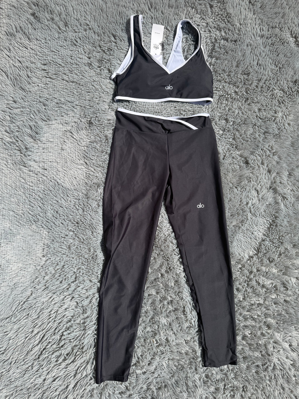 Women's Black Yoga Set | Padded Sports Top & High-Stretch Leggings | Size L/XL | New